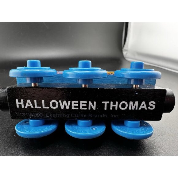 Halloween Thomas Wooden Railway Vtg 2003 Train Engine Learning Curve Limited - Picture 8 of 12